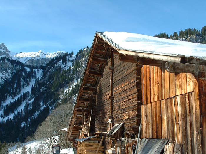 braunwald-mountain-cabin.jpg, 12/29/2003, 92 kB