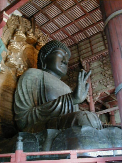nara - big buddha.JPG, 1/3/2005, 65 kB