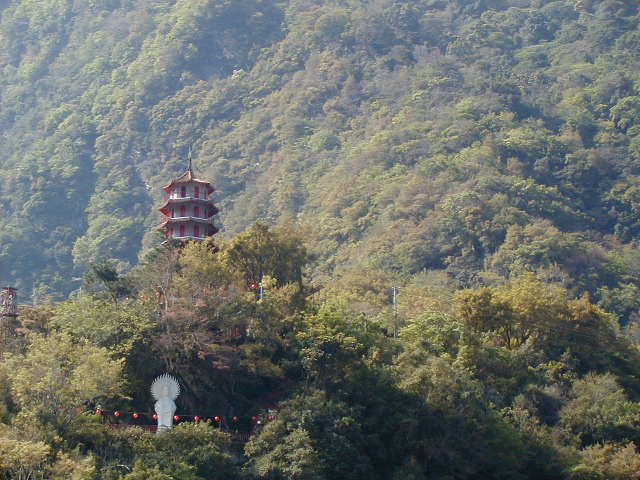 tg - pagoda 37.JPG, 1/3/2005, 62 kB